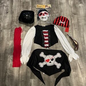 Pirate costume with light up mask boy or girl size M Halloween costume